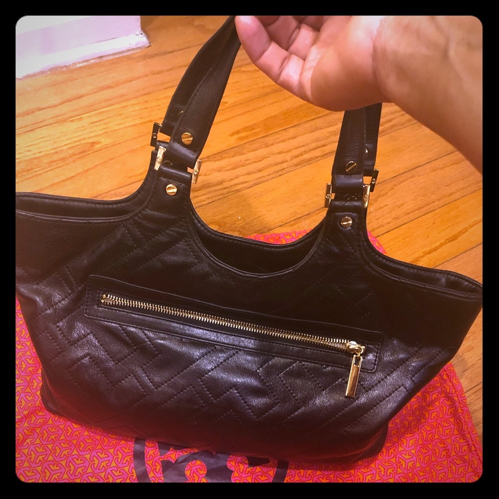 Tory Burch quilted bombe tote bag with dust bag